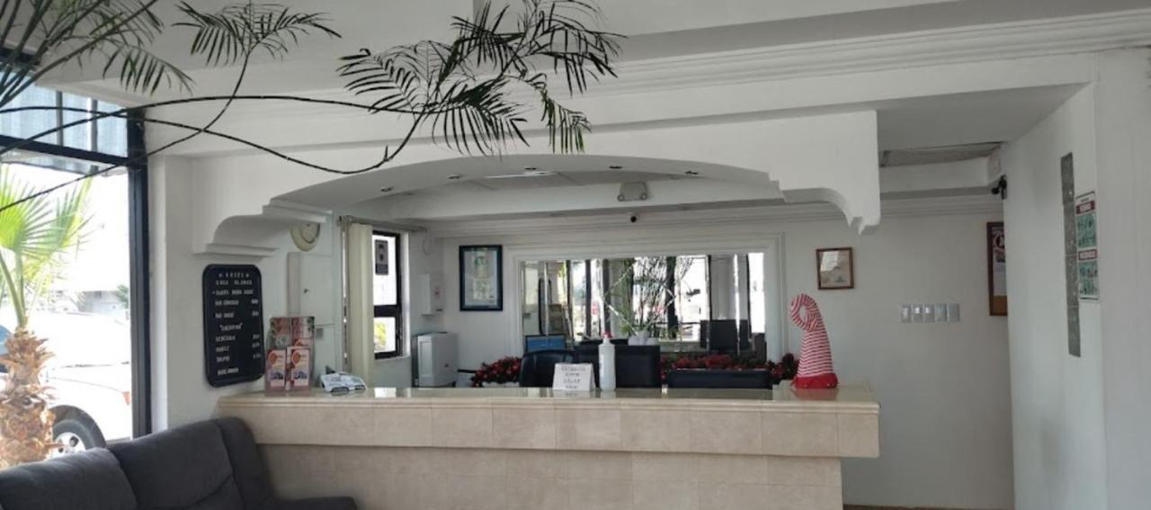 Hotel Casa Blanca Heroica Caborca エクステリア 写真
