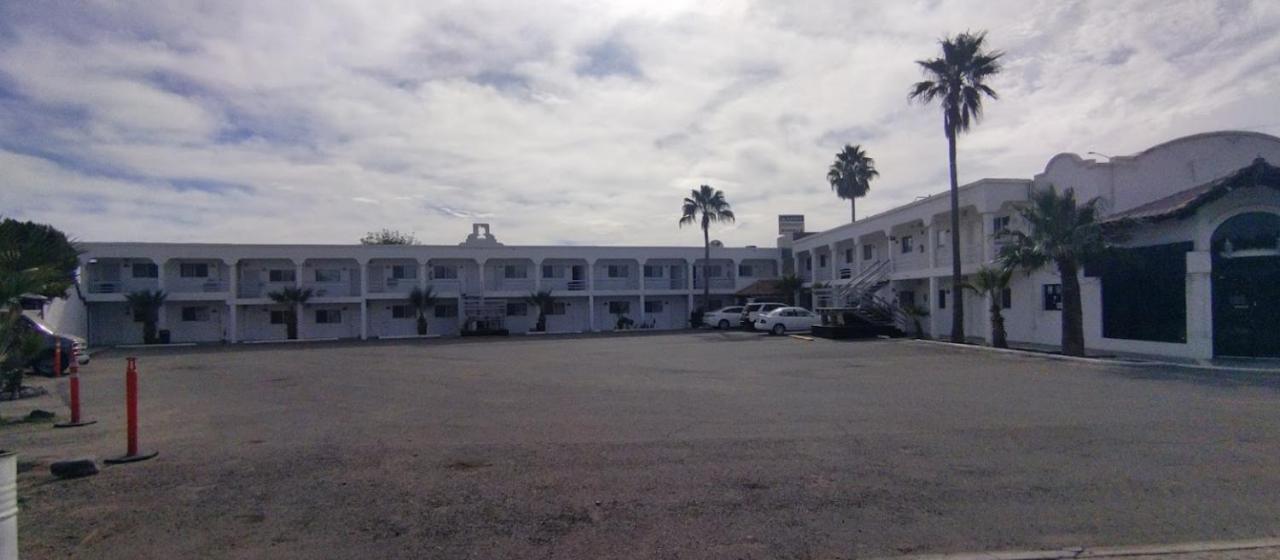 Hotel Casa Blanca Heroica Caborca エクステリア 写真